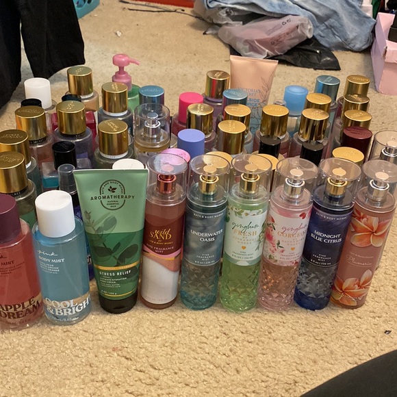 Victoria’s Secret and BBW mystery huge Haul. 🎉🥳🎁 - Picture 2 of 5